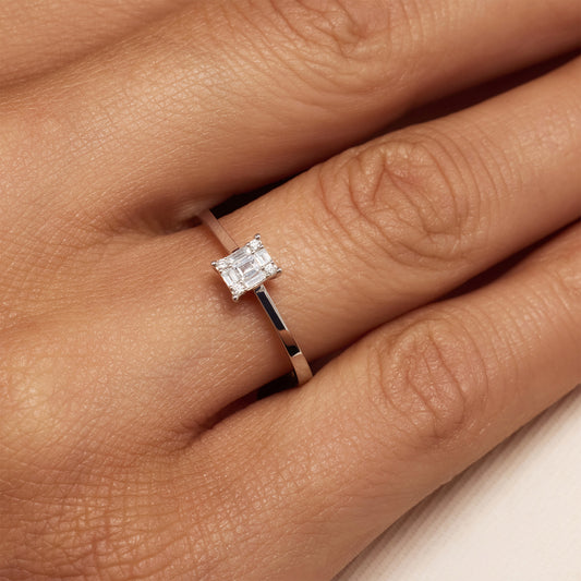 De la Paix Maxime 14 karat whitegold ring with diamond 0.13 carat - - Isabel Bernard