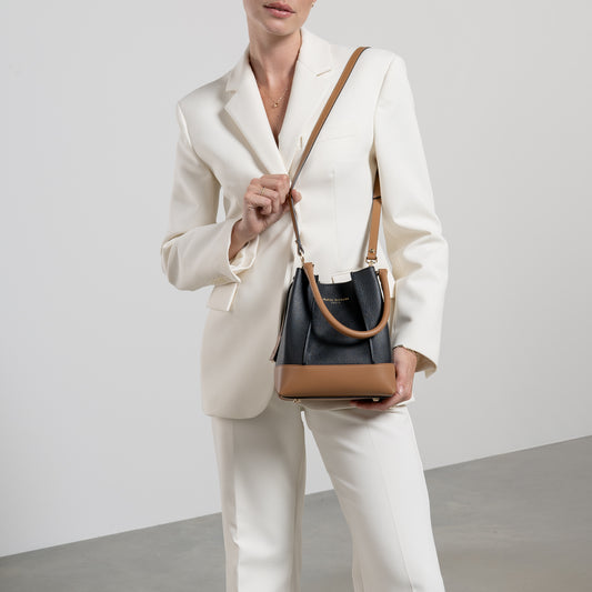 Femme Forte Minette black calfskin leather handbag - - Isabel Bernard