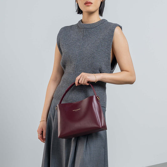 Montmartre Béatrice Midi bordeaux red vegetable tanned leather handbag - - Isabel Bernard