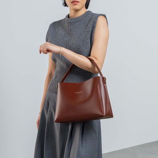 Montmartre Béatrice cognac vegetable tanned leather handbag - - Isabel Bernard