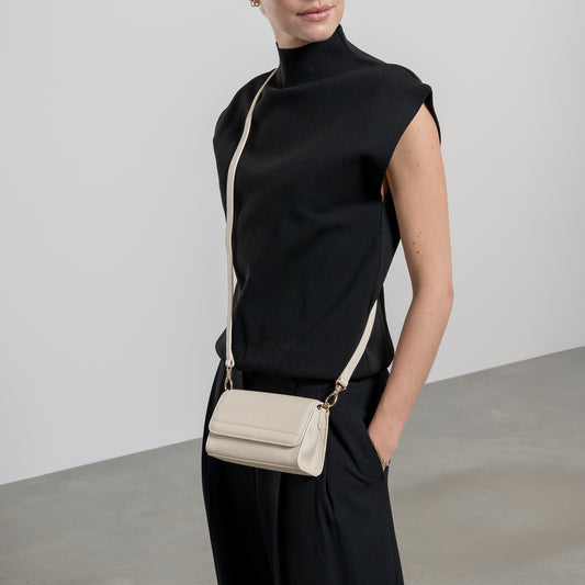 Femme Forte Kim cream calfskin leather crossbody bag - - Isabel Bernard