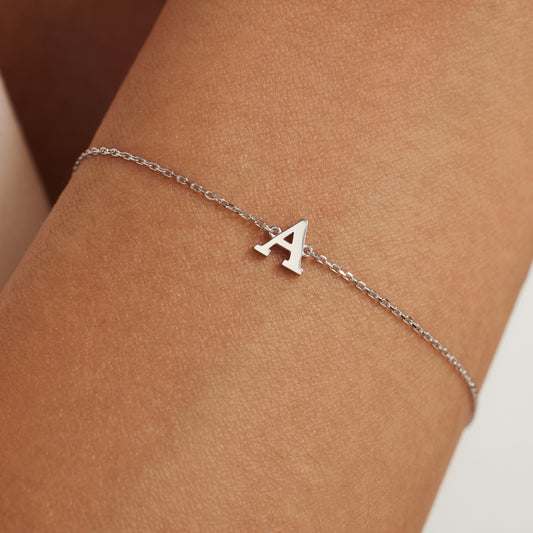 Saint Germain Rachel 14 karat white gold initial bracelet with letter - - Isabel Bernard