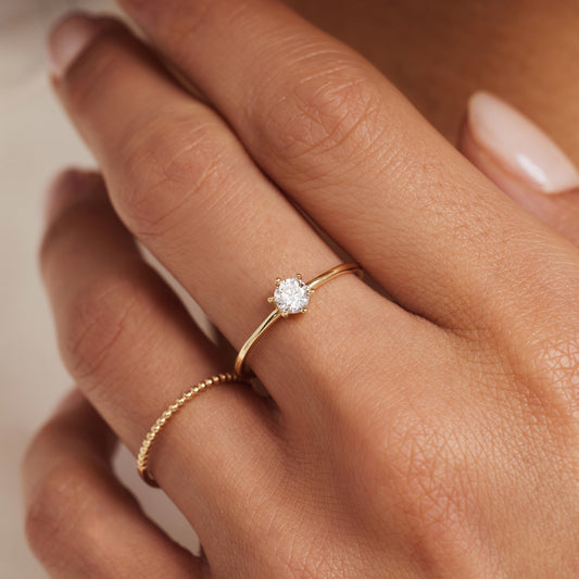 Le Marais Abelle 14 karat gold ring with zirconia stone - - Isabel Bernard