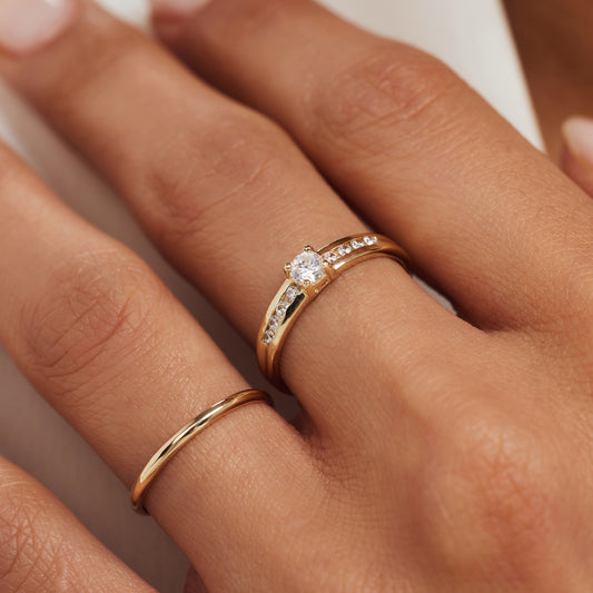 Le Marais Estée 14 karat gold ring with zirconia stones - - Isabel Bernard