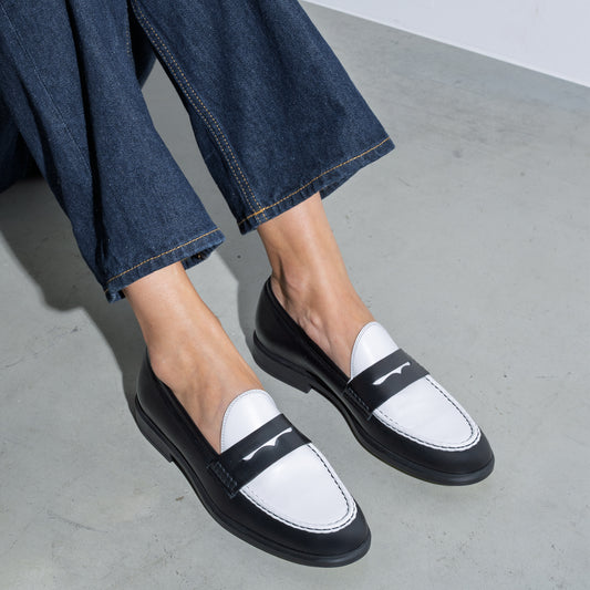 Vendôme Blandine black and white calfskin leather loafers - - Isabel Bernard