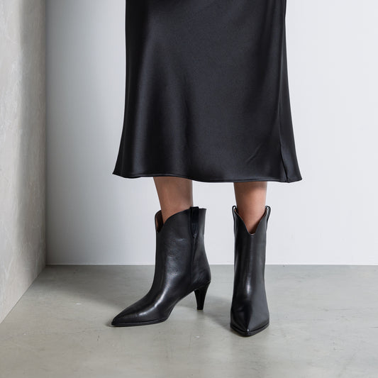 Vendôme Louane black calfskin leather boots - - Isabel Bernard