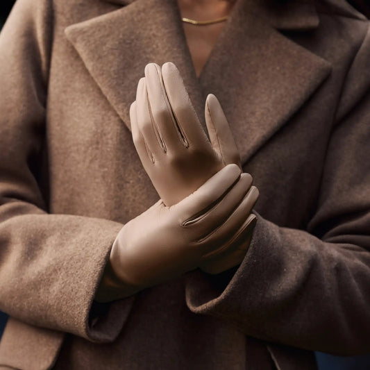 Honoré Eleanor taupe goatskin leather gloves - - Isabel Bernard