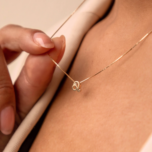 Étoiles d’Or Leo 14 Carat Gold Venetian Necklace With Horoscope - - Isabel Bernard