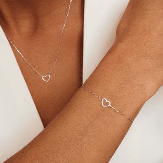 Cadeau d'Isabel 14 karat white gold necklace, bracelet and ear studs set with heart - - Isabel Bernard