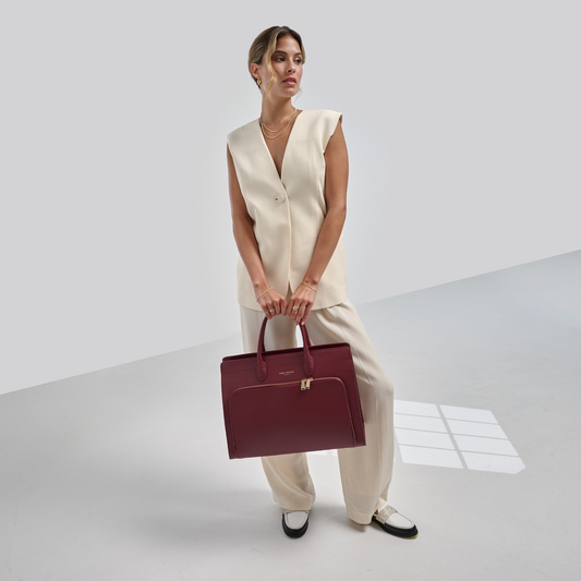 Honoré Nadine bordeaux red calfskin leather handbag with 16.4 inch laptop pocket - - Isabel Bernard