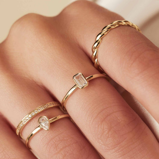 Baguette Genevieve 14 karat gold ring with white zirconia stone - - Isabel Bernard