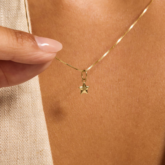 Le Marais Star 14 karat gold charm - - Isabel Bernard