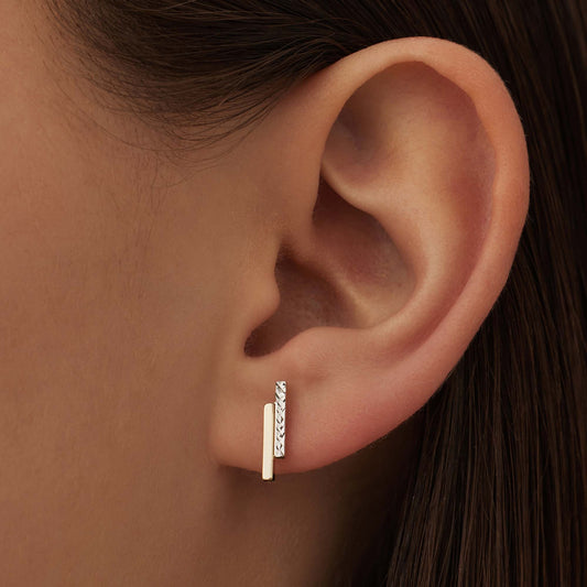 Le Marais Alice 14 karat gold ear studs with diamond cut - - Isabel Bernard