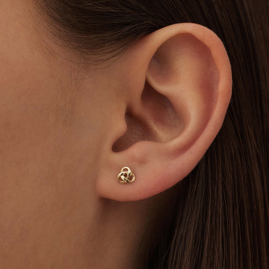 Rivoli Méline 14 karat gold ear studs with knot - - Isabel Bernard