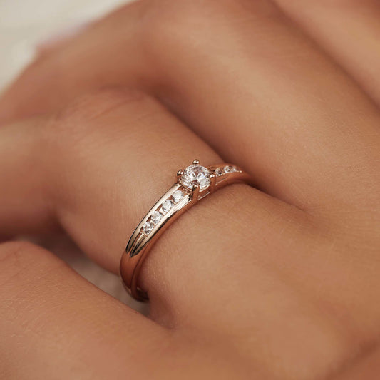 La Concorde Estee 14 karat rose gold ring zirconia stones - - Isabel Bernard