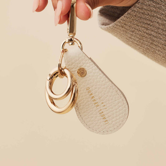 Honoré Filou cream Airtag key ring - - Isabel Bernard