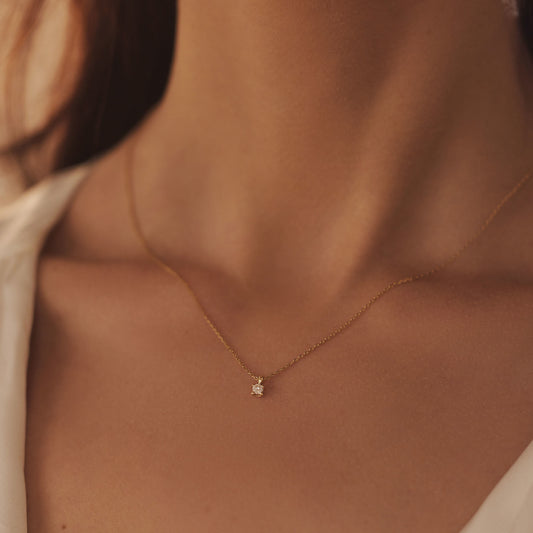 De la Paix Christine 14 karat gold necklace with diamond 0.10 carat - - Isabel Bernard