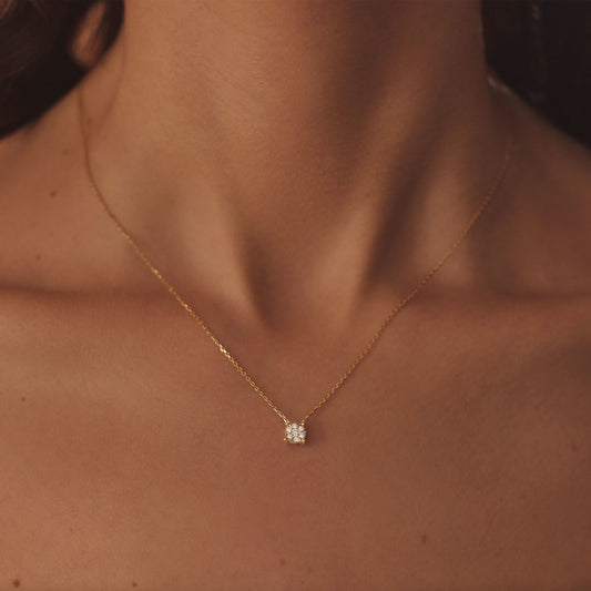 De la Paix Hanaé 14 karat gold necklace with diamond 0.14 carat - - Isabel Bernard