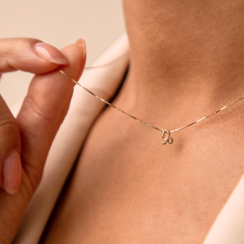 Étoiles d’Or Capricorn 14 Carat Gold Venetian Necklace With Horoscope - - Isabel Bernard