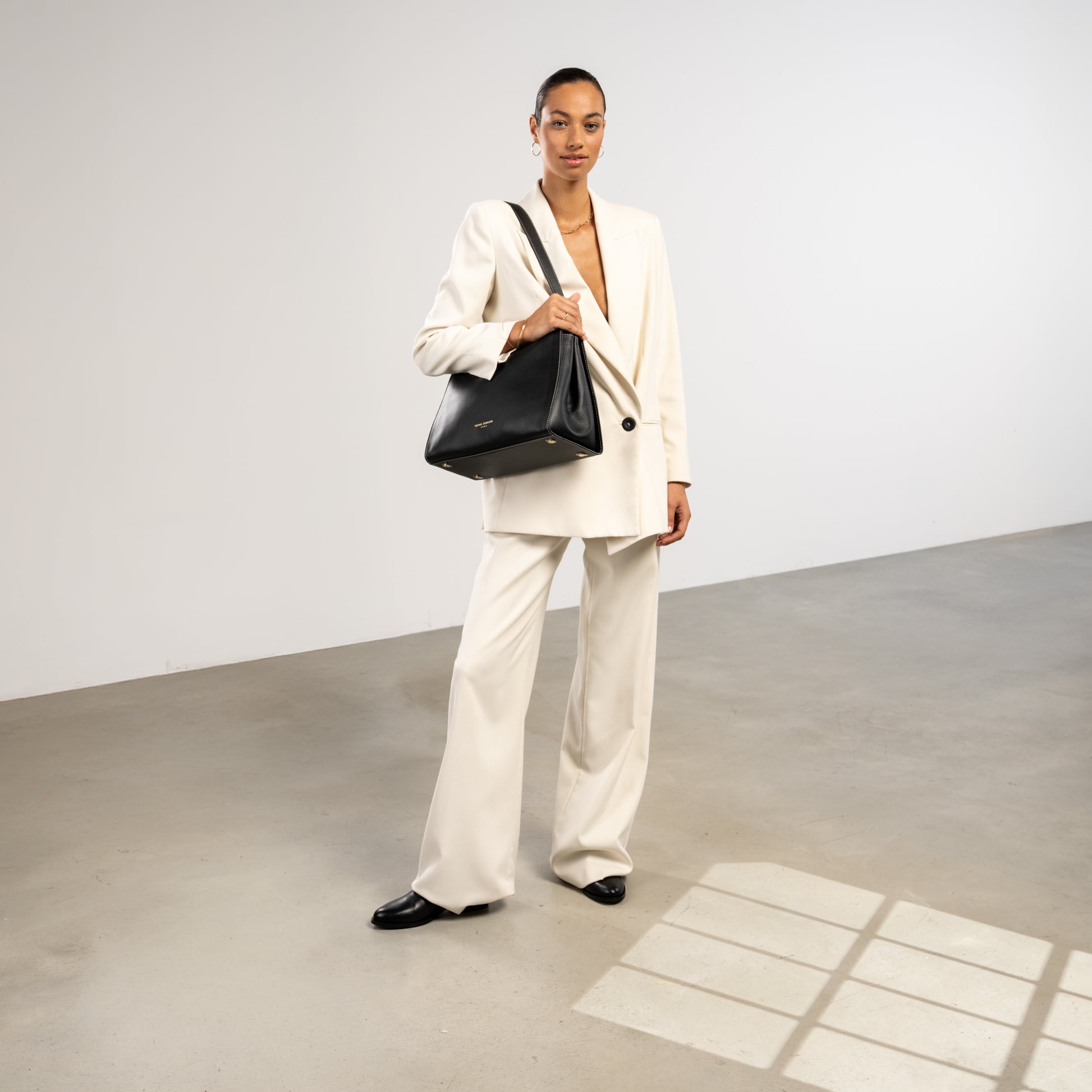 Honoré Emma Black Shoulder Bag - - Isabel Bernard