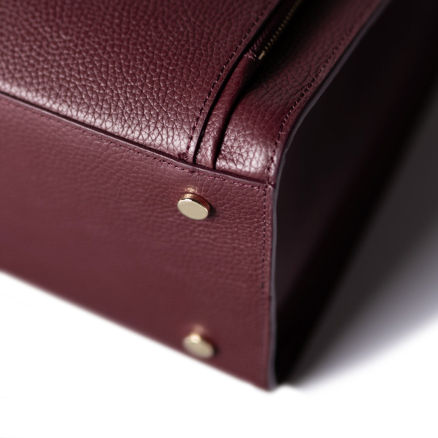 Honoré Nadine bordeaux red calfskin leather handbag with 13 inch laptop pocket - - Isabel Bernard