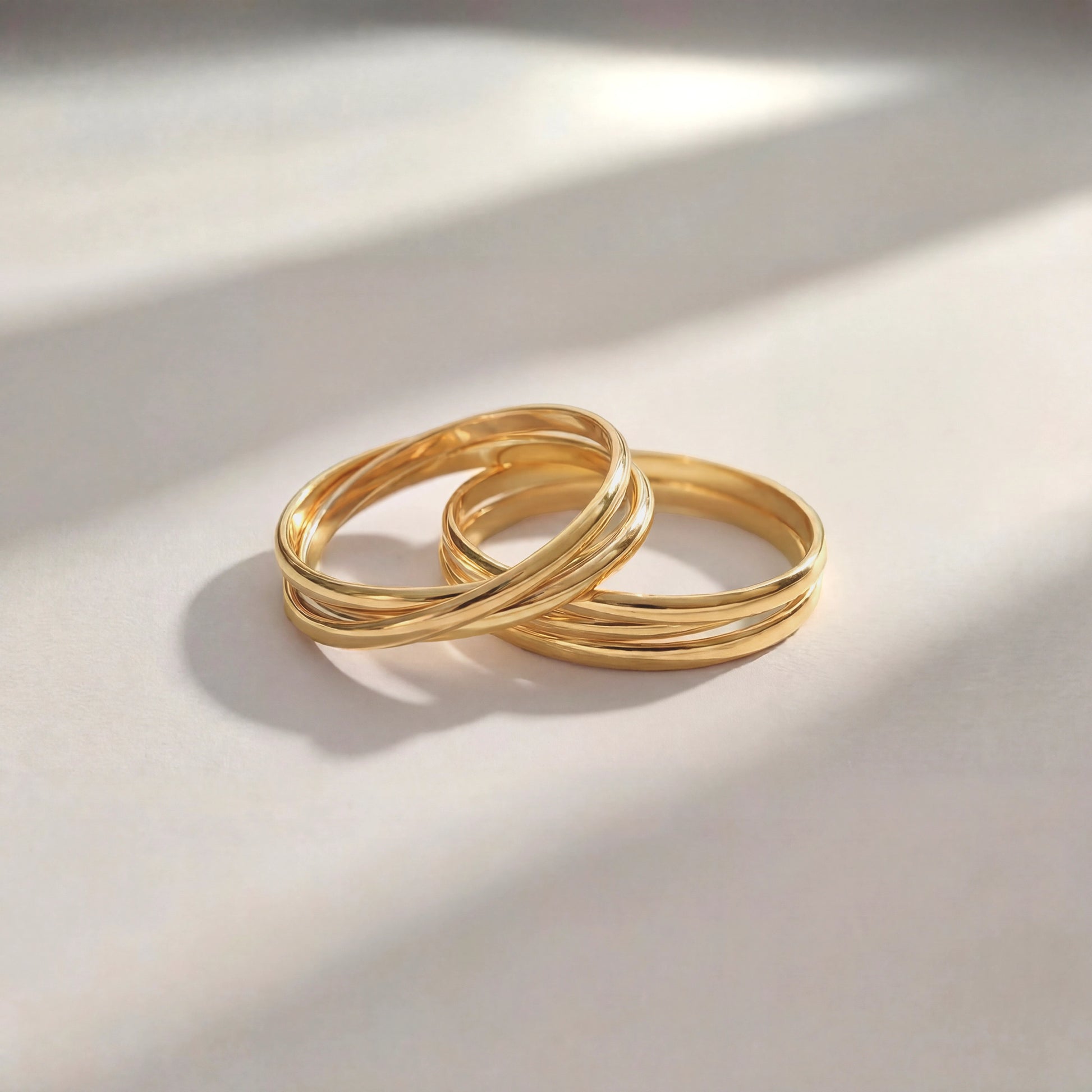 Rivoli Méline 14 karat gold trinity ring - - Isabel Bernard