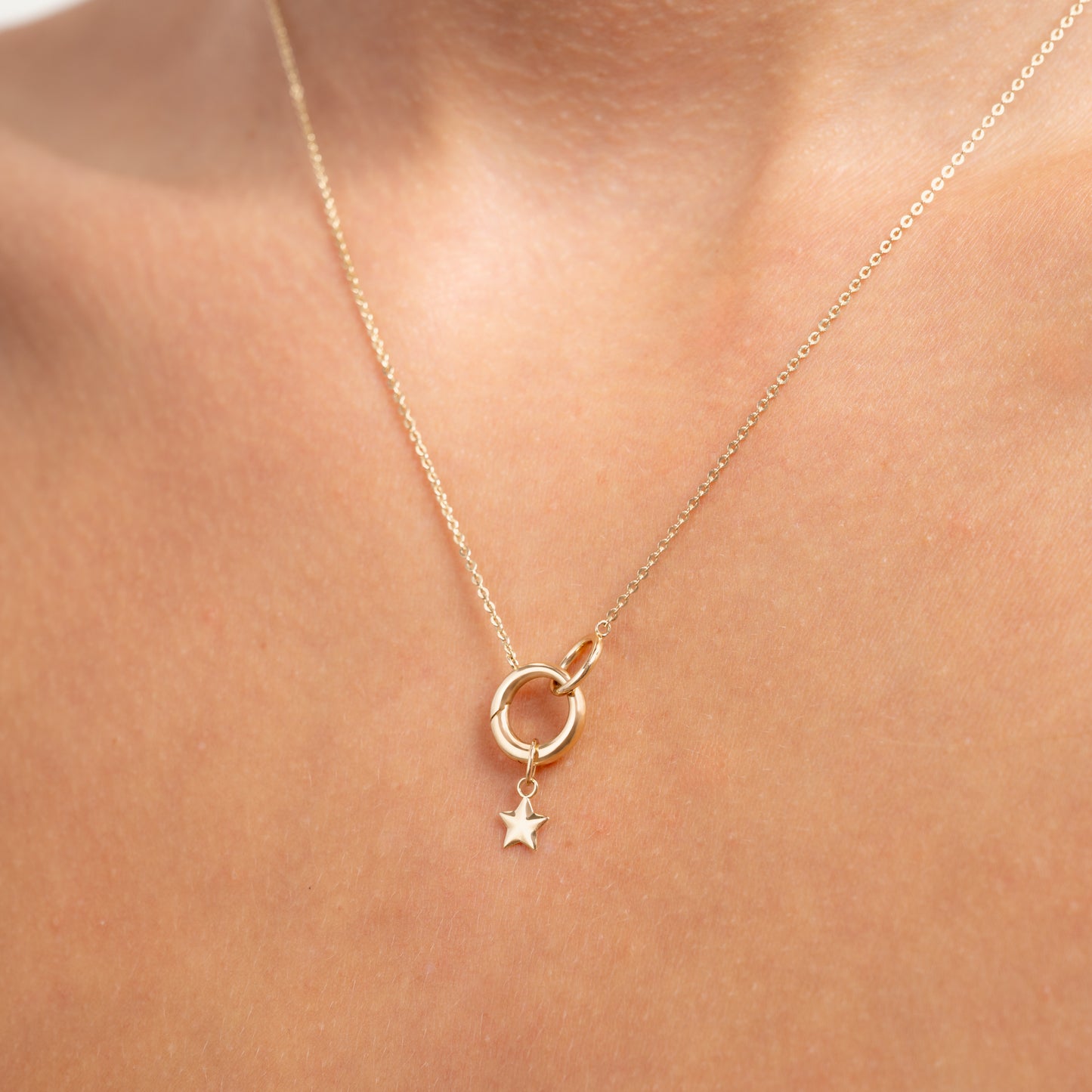 Le Marais Star 14 karat gold charm - - Isabel Bernard