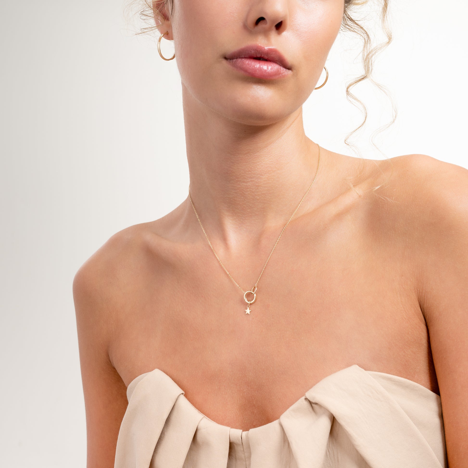 Le Marais Star 14 karat gold charm - - Isabel Bernard