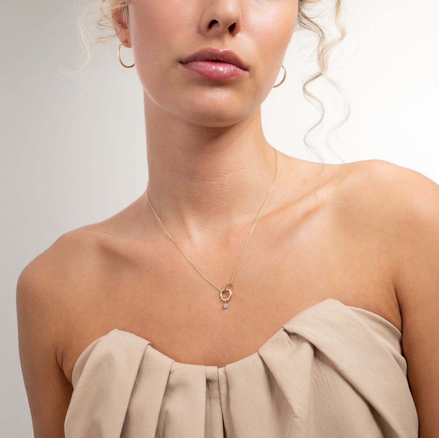 Le Marais Square Zirconia 14 karat gold charm - - Isabel Bernard