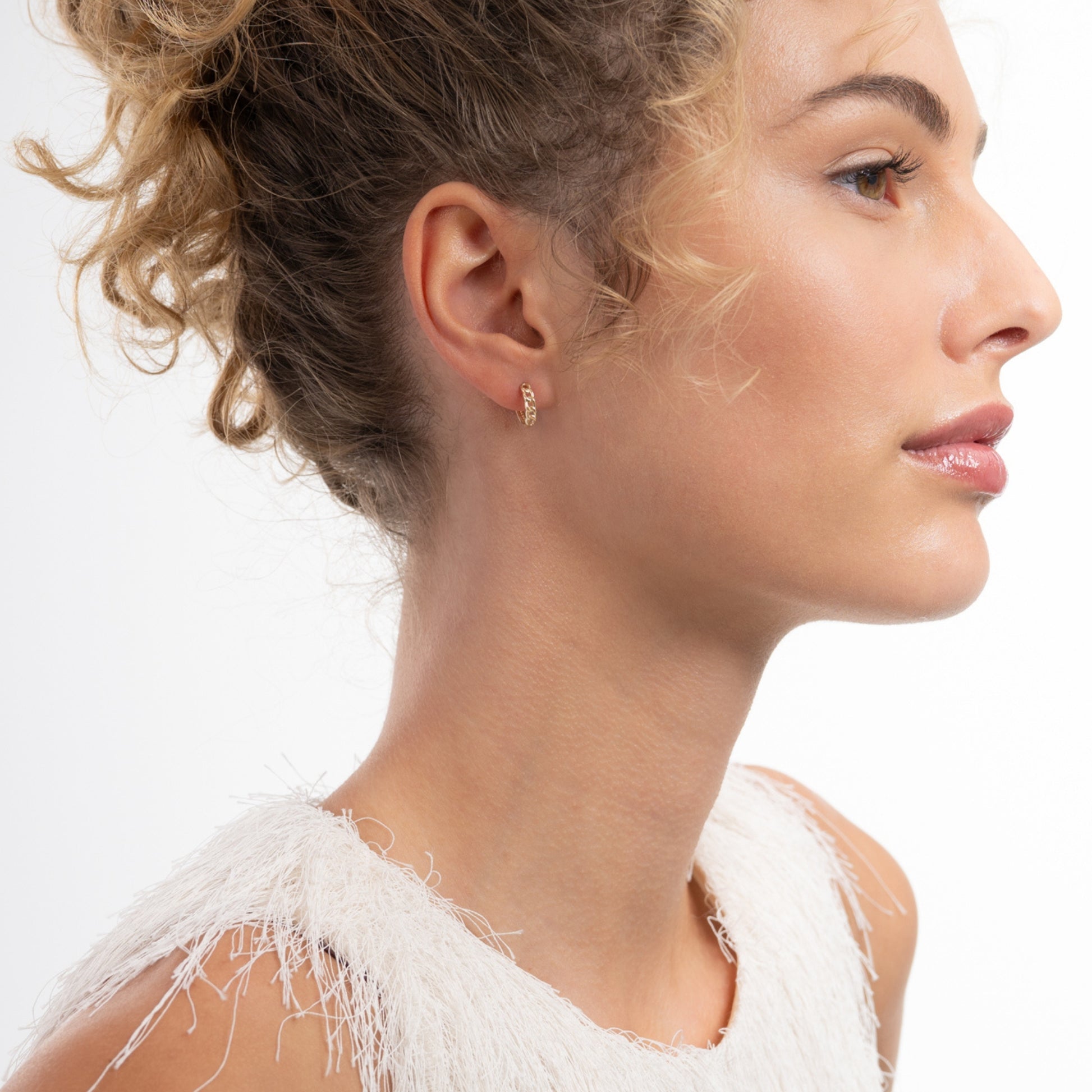 Le Marais Règine 14 karat gold hoop earrings with chains - - Isabel Bernard