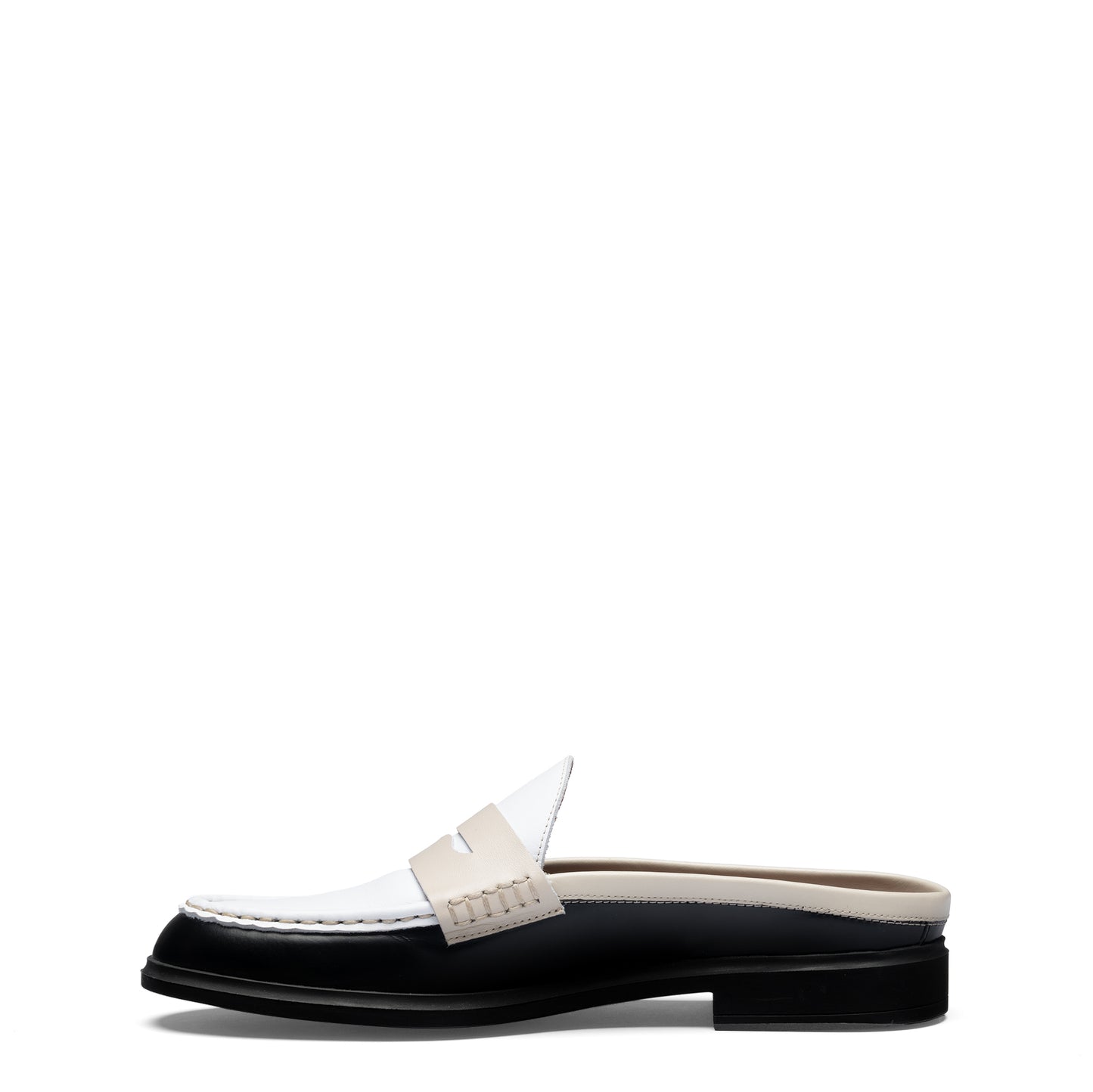Vendôme Blandine Black And White Calfskin Leather Mules With White Details - - Isabel Bernard
