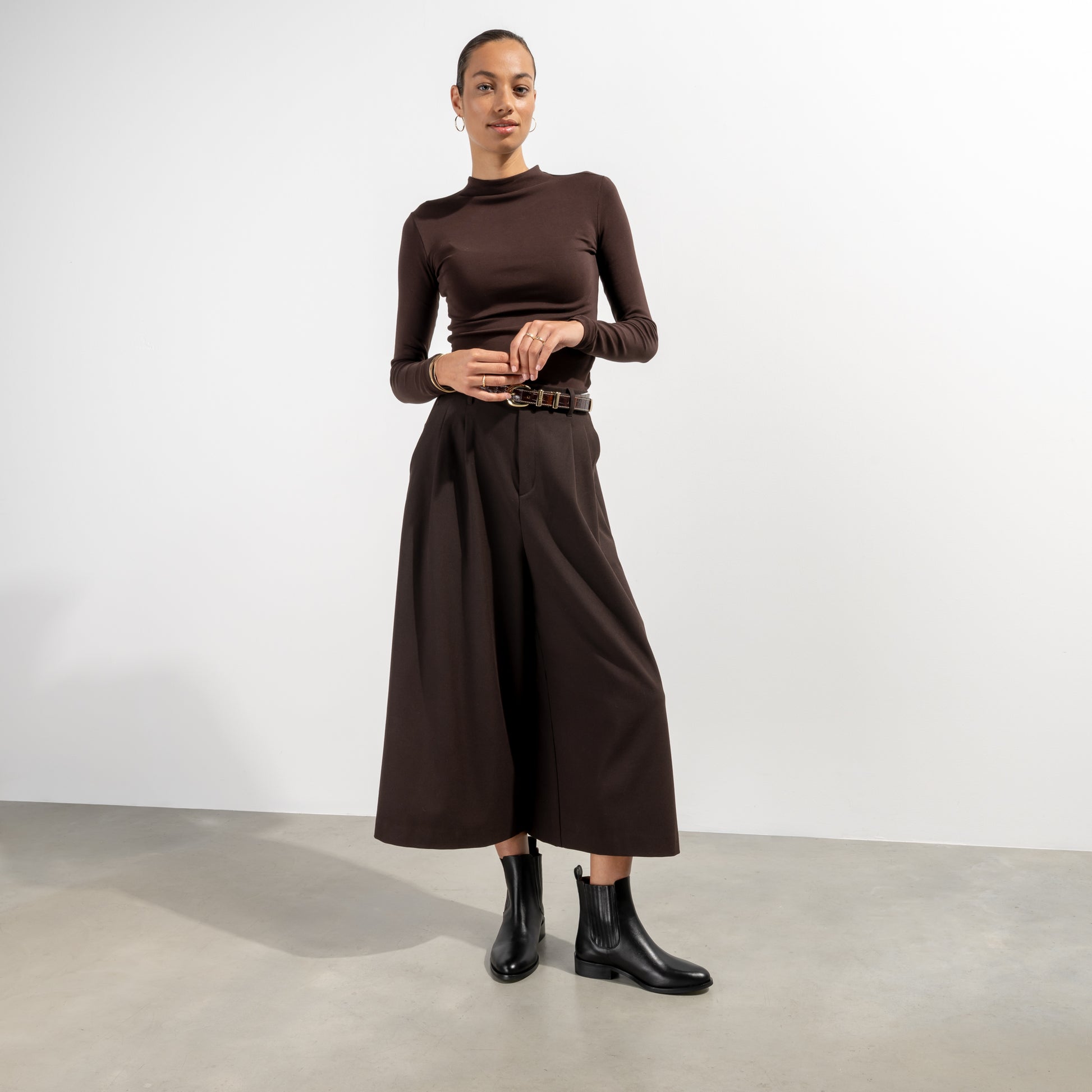 Vendôme Chey Black Calfskin Leather Chelsea Boots - - Isabel Bernard