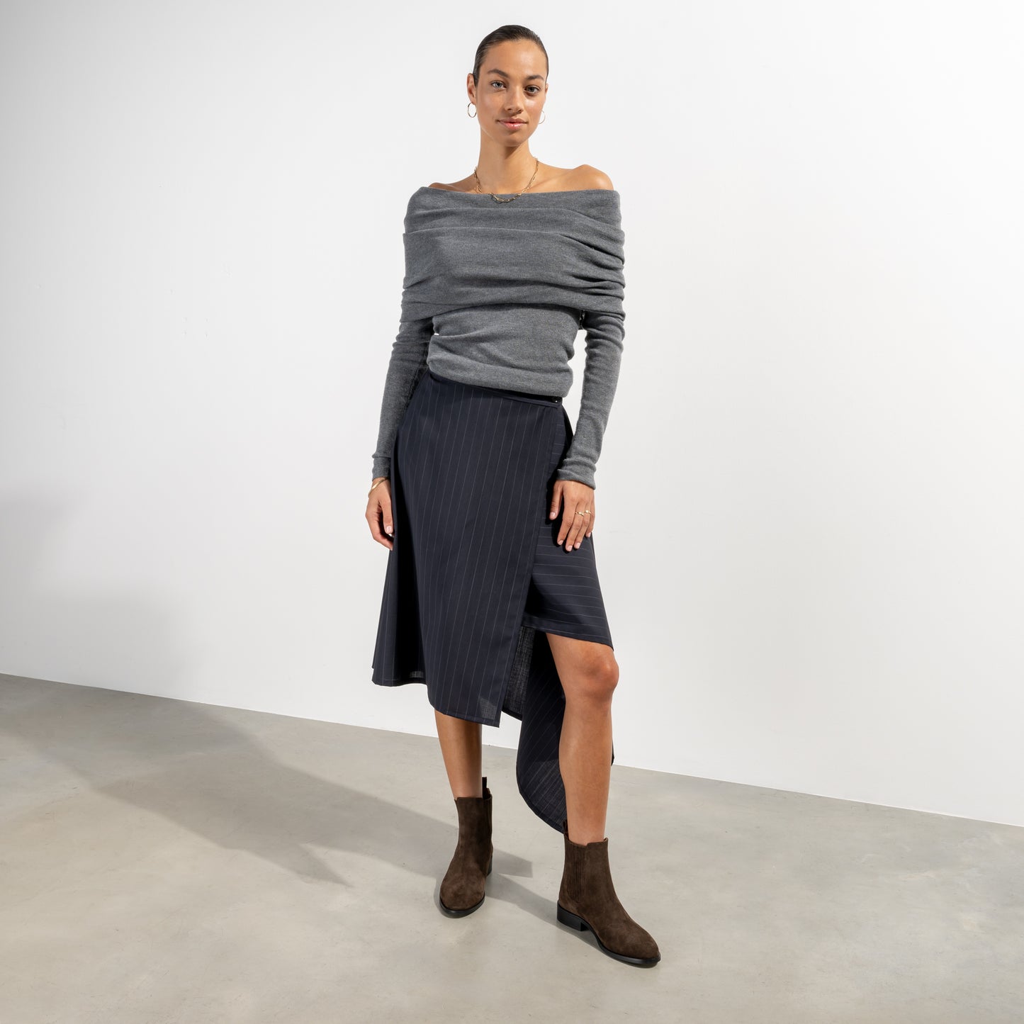 Vendôme Chey Brown Suede Leather Chelsea Boots - - Isabel Bernard