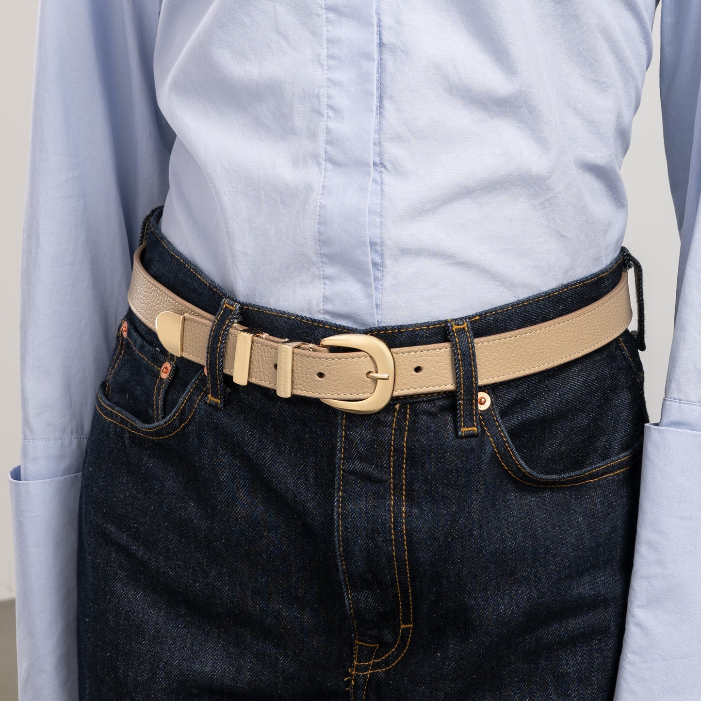 Rêveur Mathilde Taupe calfskin belt with gold-coloured buckle - - Isabel Bernard
