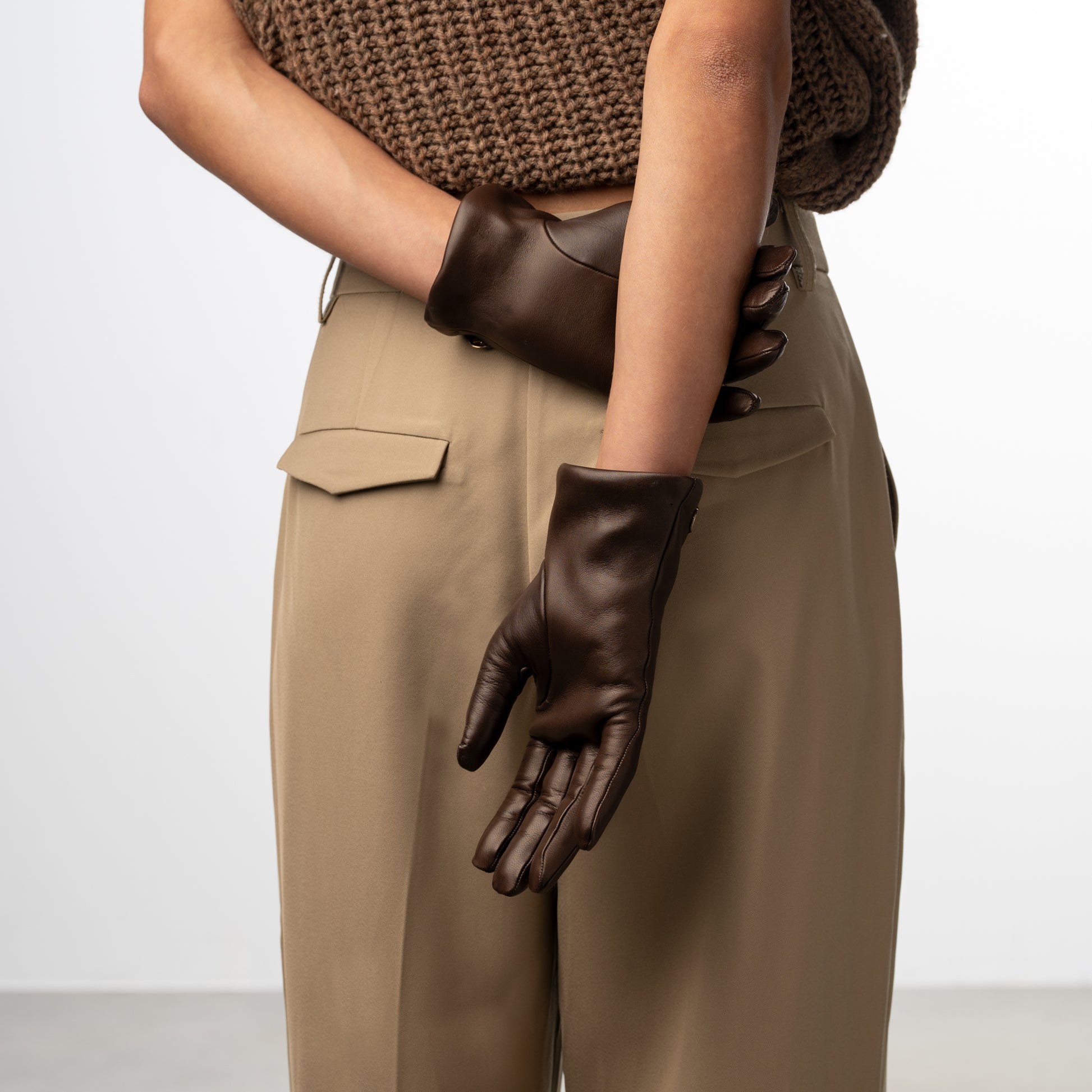Honoré Eleanor dark brown goatskin leather gloves - - Isabel Bernard