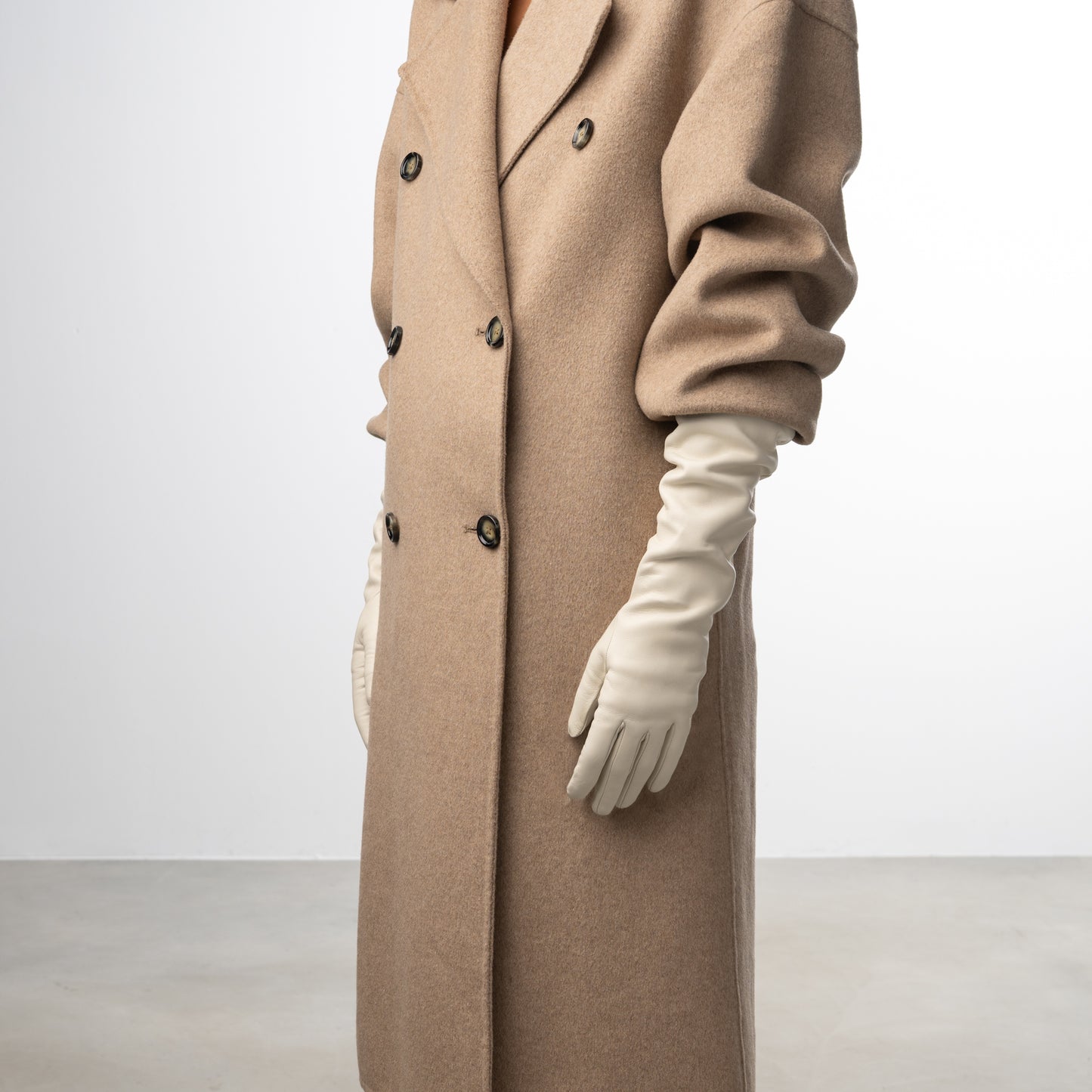 Honoré Ines cream goatskin leather gloves - - Isabel Bernard