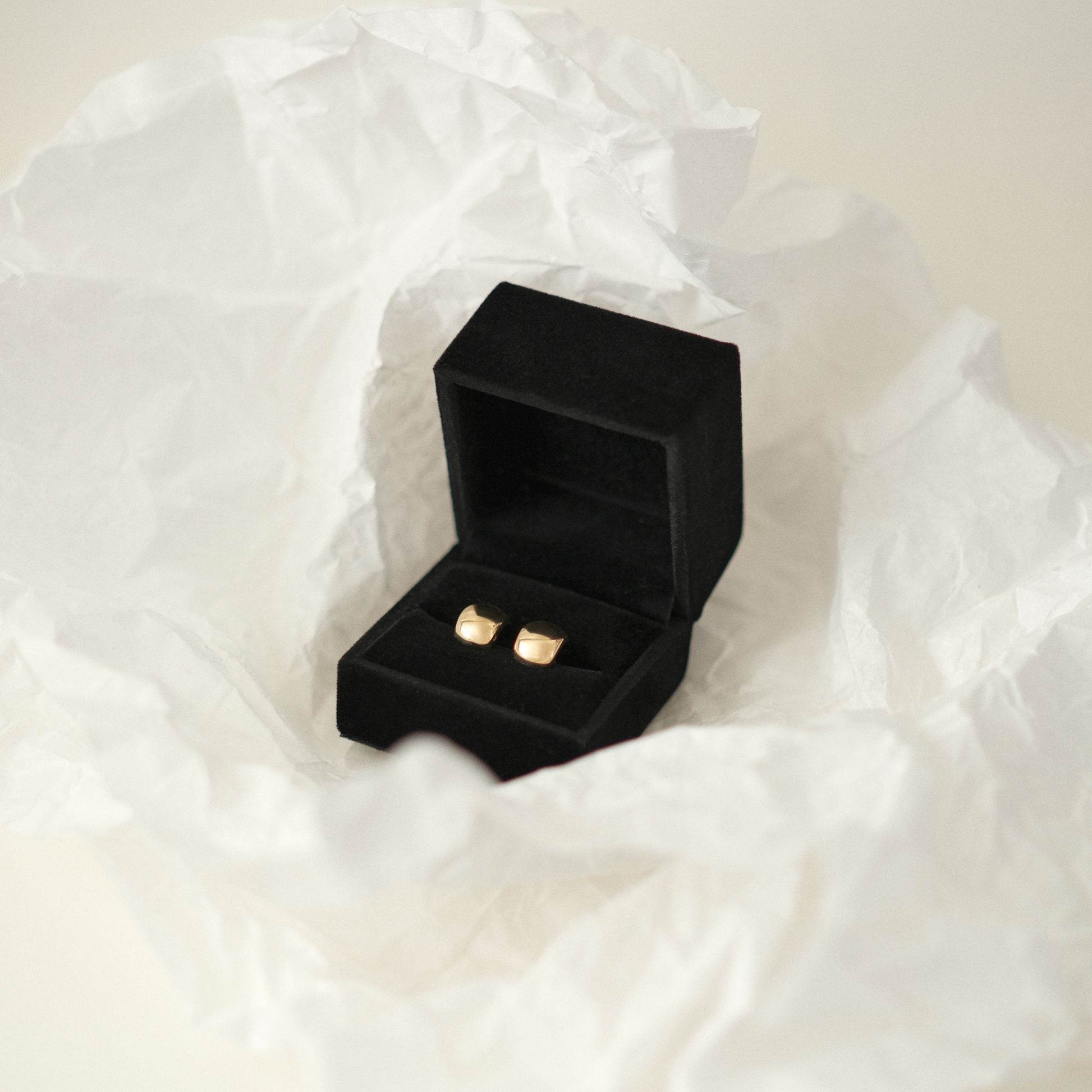 Cadeau d'Isabel black luxury ring box - - Isabel Bernard