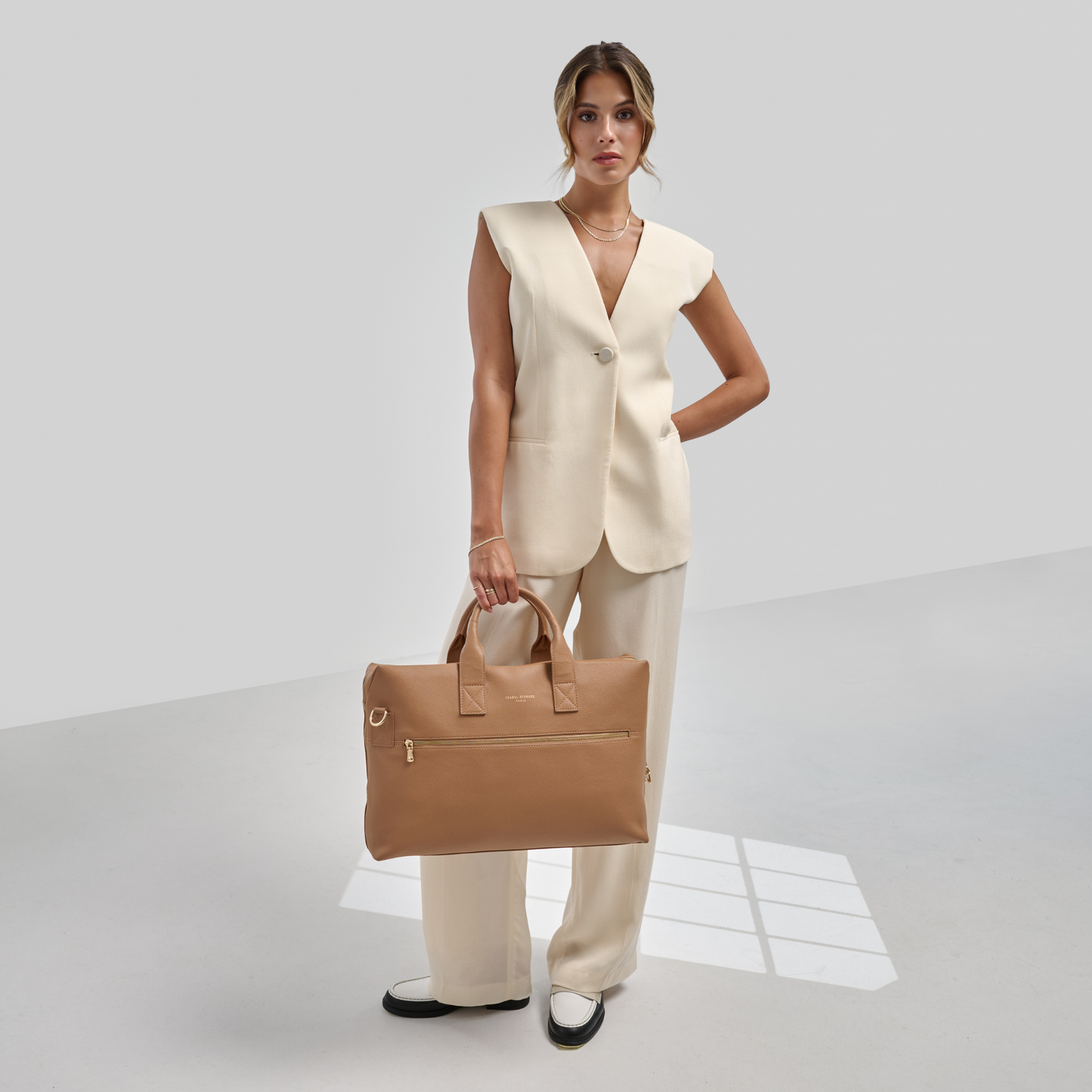 Honoré Anique camel calfskin leather handbag with 16.4 inch laptop pocket - - Isabel Bernard