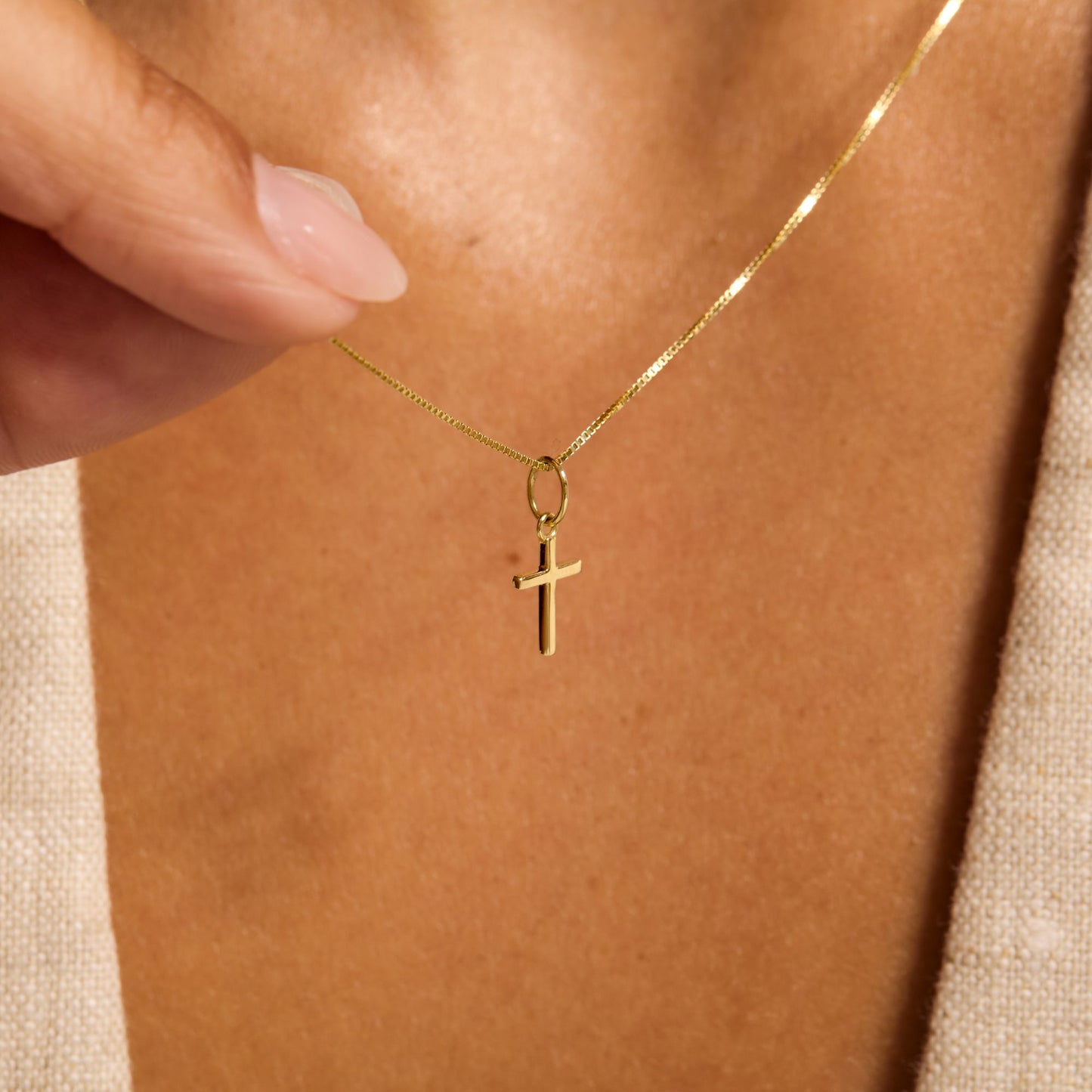 Le Marais Cross 14 karat gold charm - - Isabel Bernard