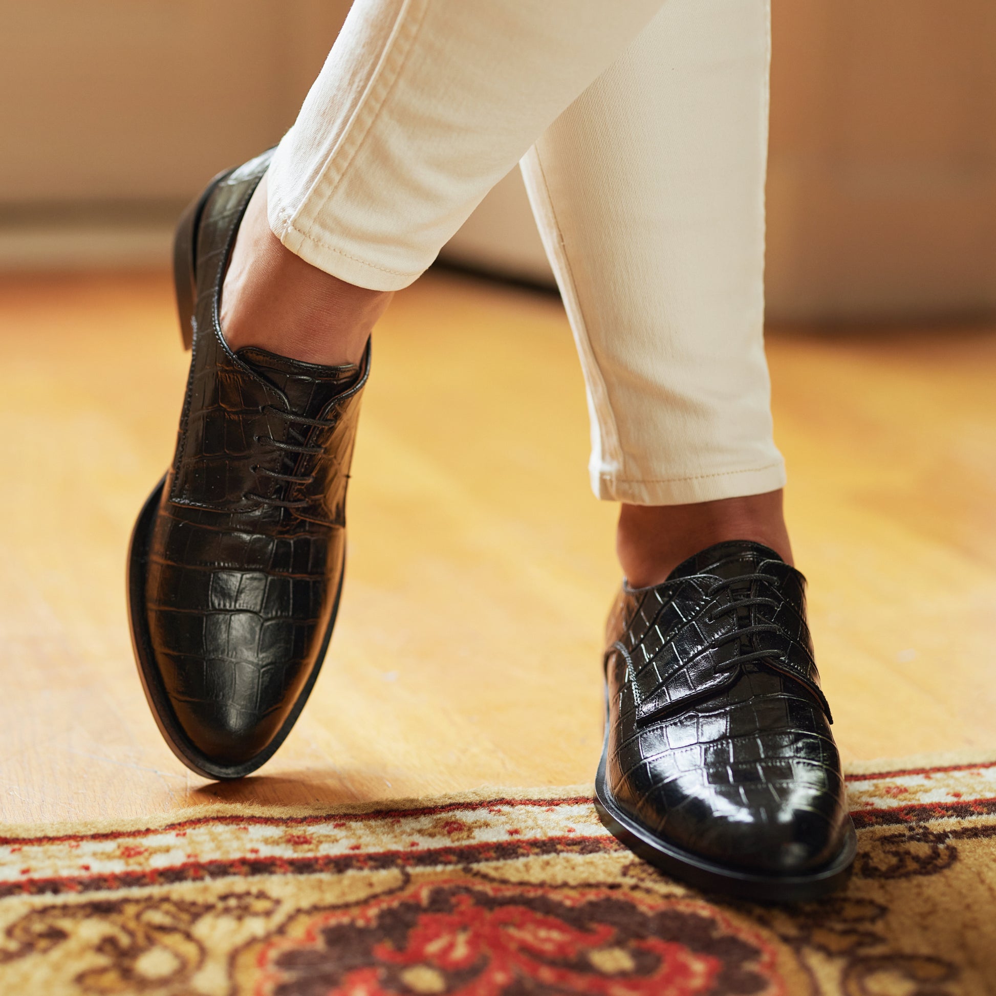 Vendôme Ellen croco black calfskin leather lace-up shoes -  - Isabel Bernard