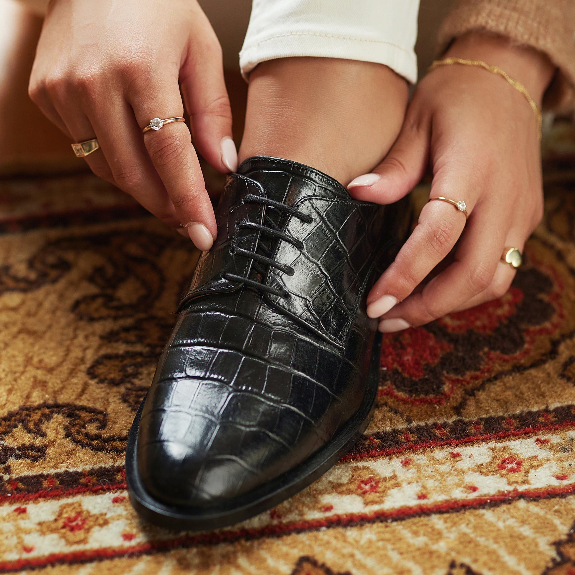 Vendôme Ellen croco black calfskin leather lace-up shoes -  - Isabel Bernard